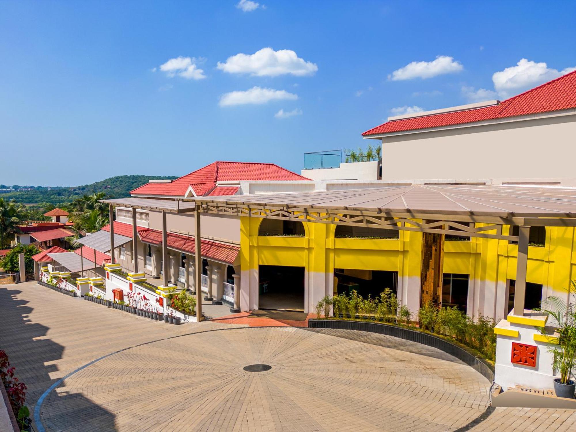 Grand Mercure Goa Candolim - An Accor Hotels Brand Exterior photo