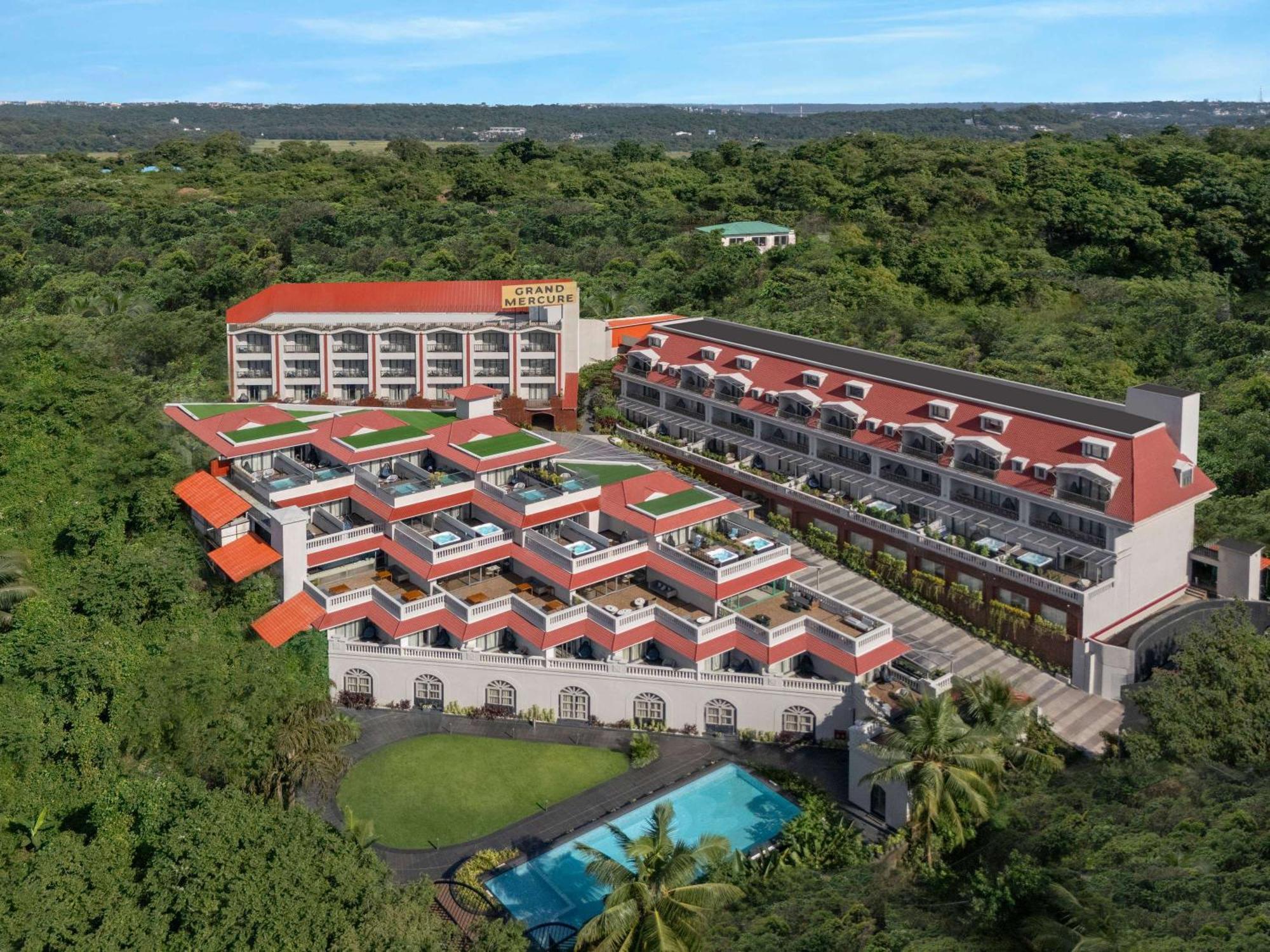 Grand Mercure Goa Candolim - An Accor Hotels Brand Exterior photo